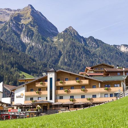 Hotel Panorama Finkenberg Eksteriør billede
